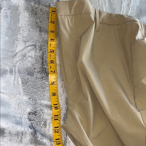 All in Motion Men's Beige Athletic Shorts Size 36 - Picture 6 of 14